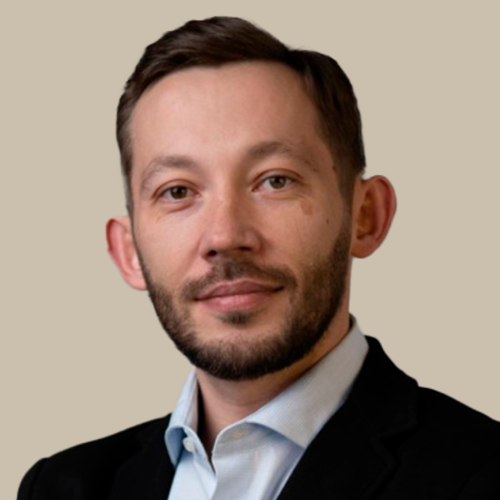 Миронов Артём